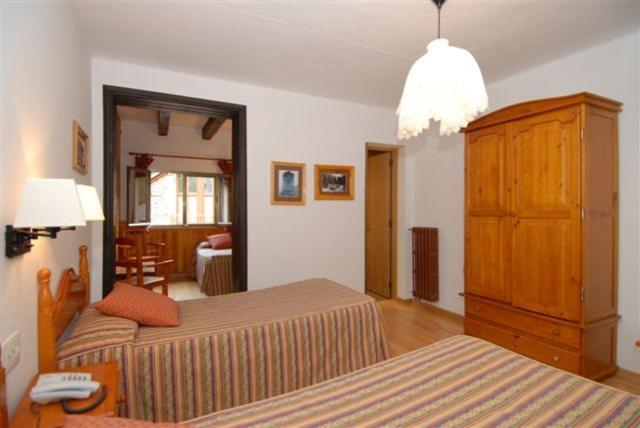 Hotel Roya Espot Luaran gambar